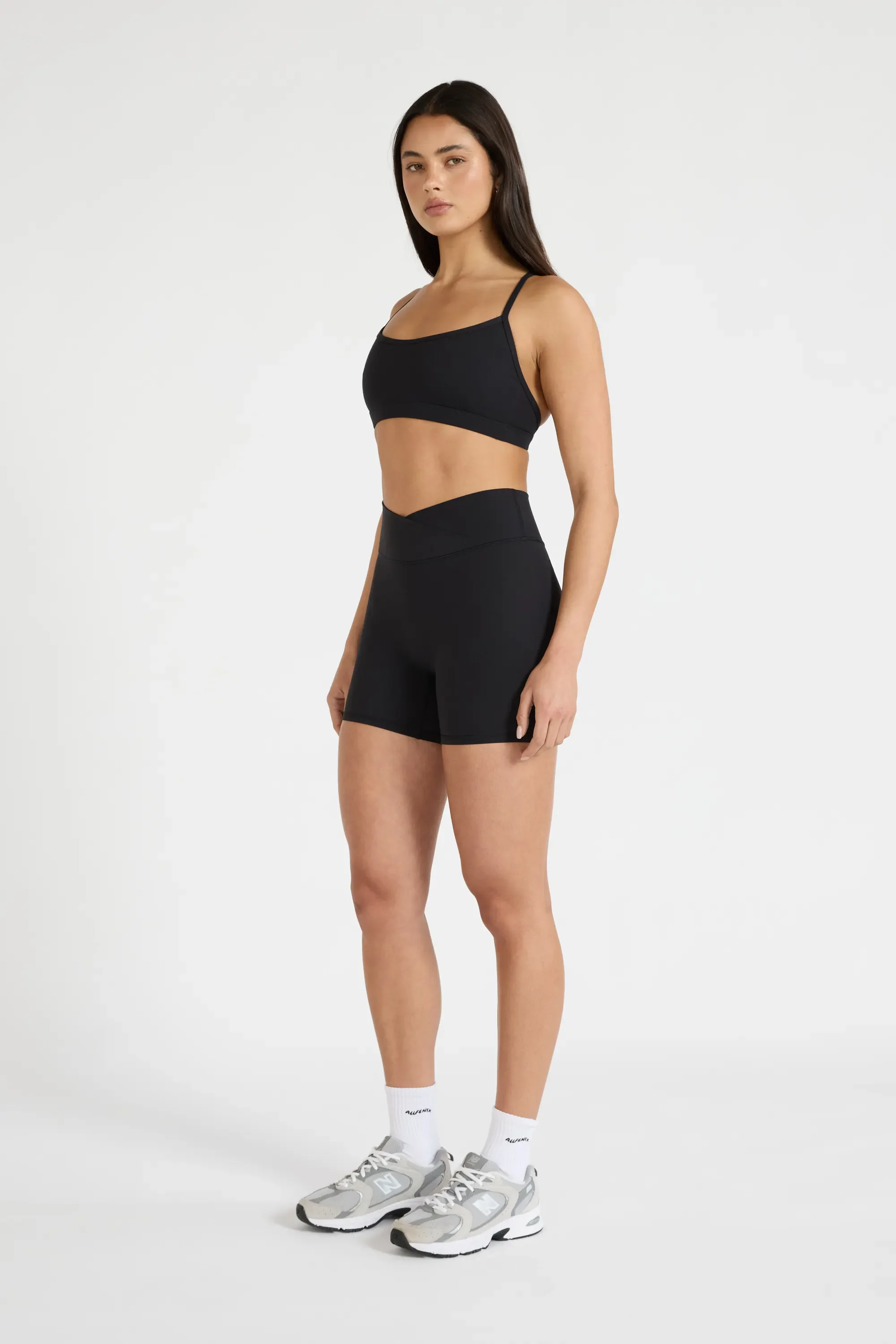 ALLFENIX CloudCore™ V-Waist 5" Bike Short - Black - Image 4
