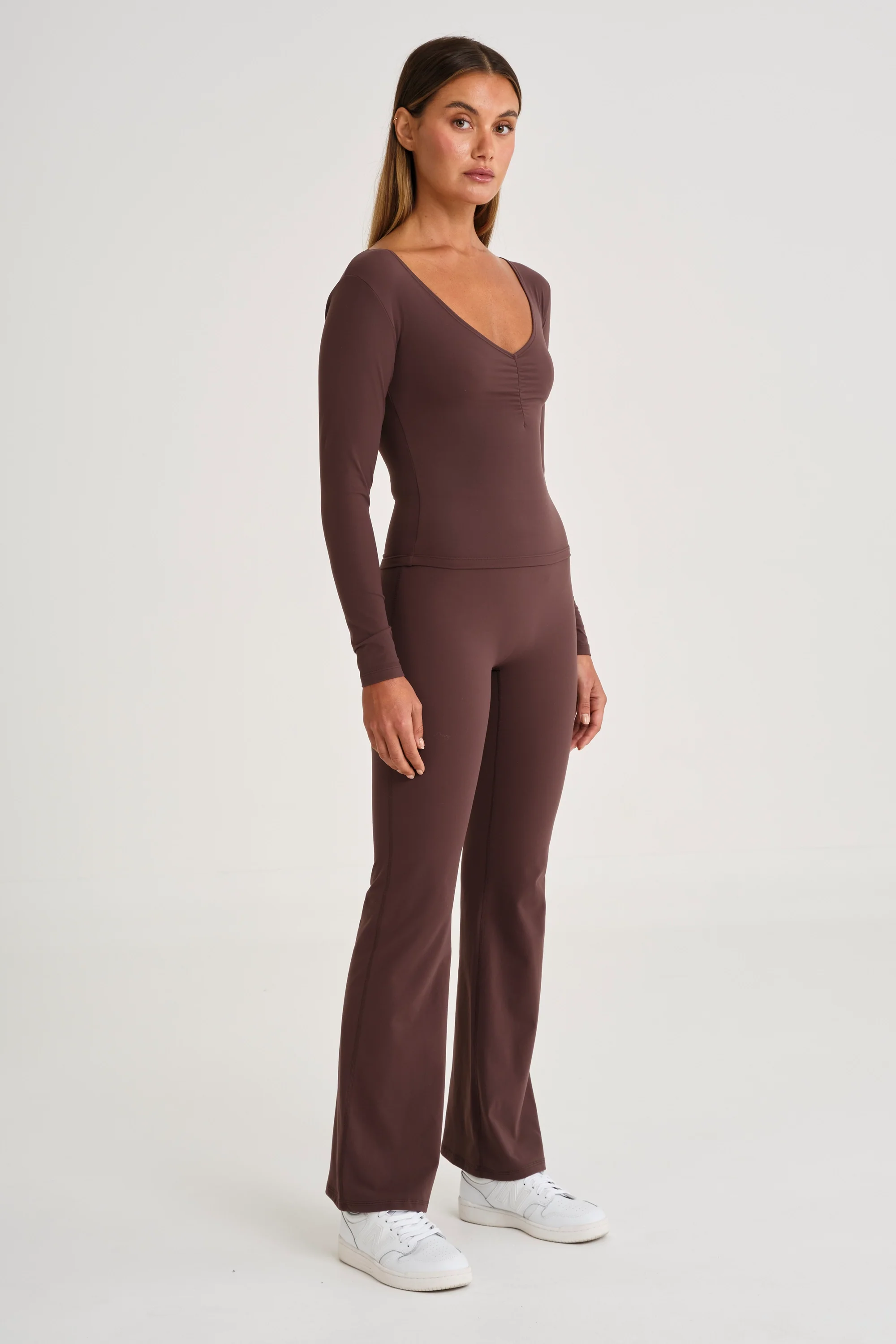 ALLFENIX CloudCore™ Lite Ruched V-Neck Long Sleeve - Espresso - Image 4