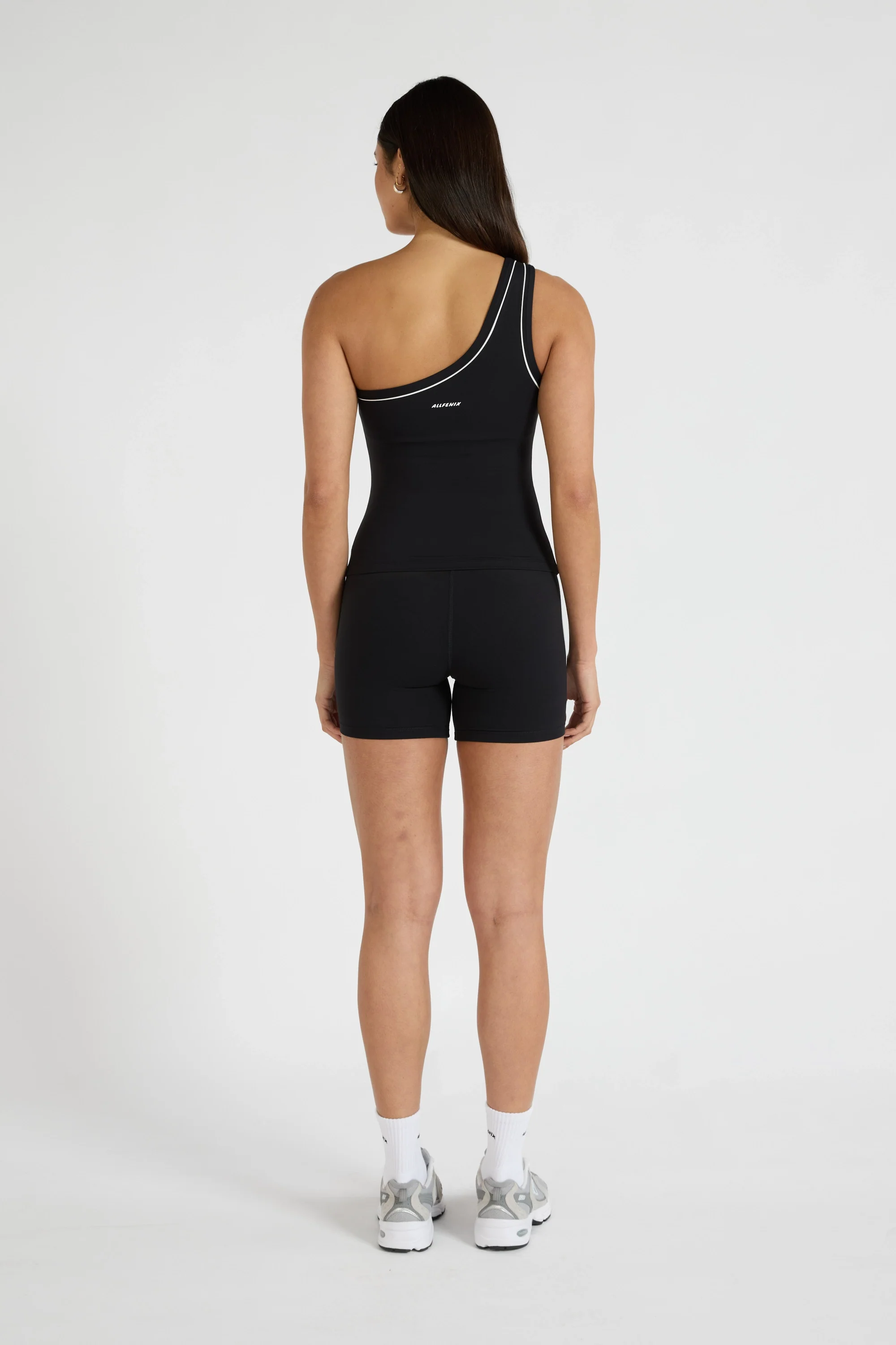 ALLFENIX CloudCore™ One Shoulder Contrast Piping Tank - Black - Image 4