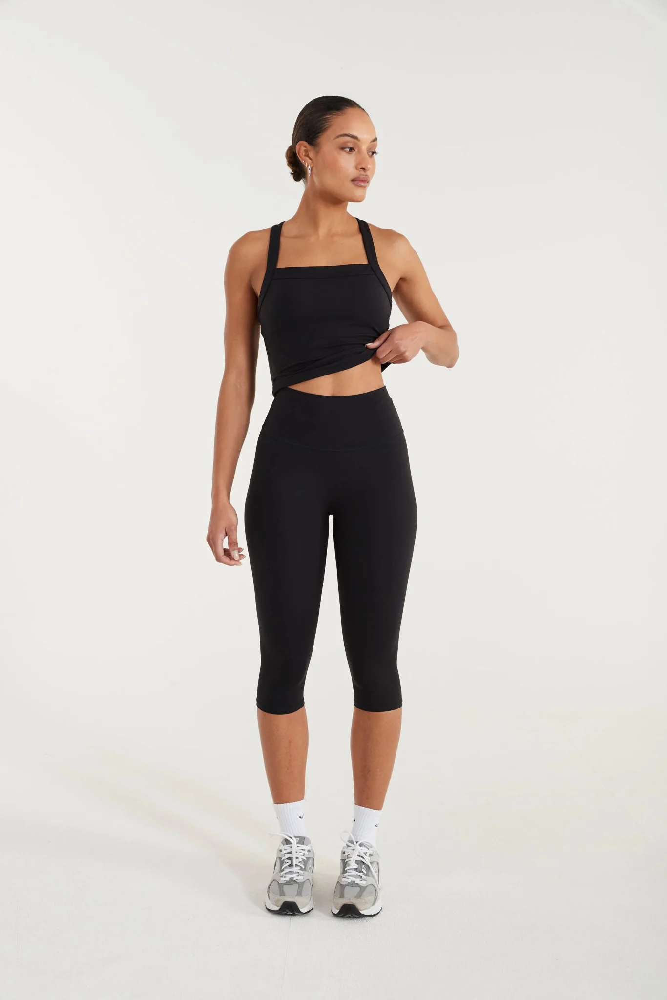 ALLFENIX CloudCore™ Capri Legging - Black - Image 3