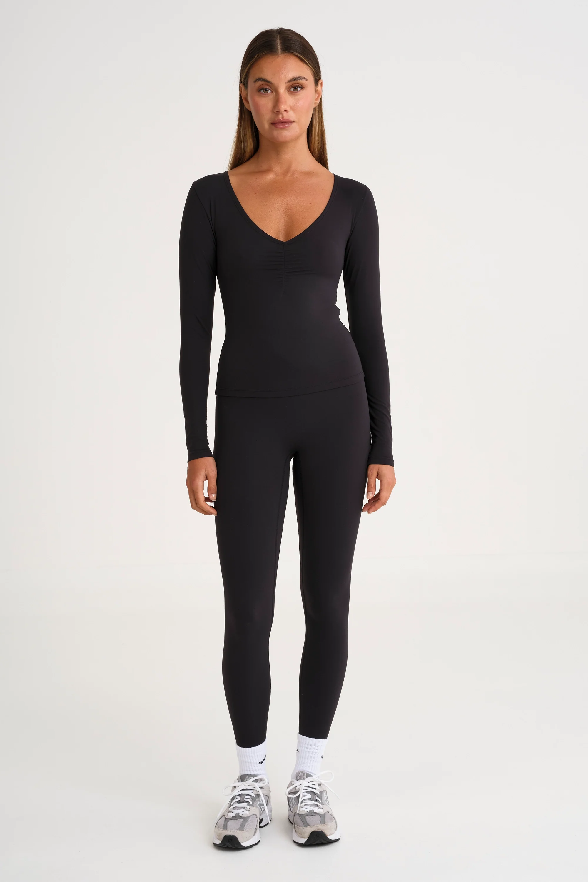 ALLFENIX CloudCore™ Lite Ruched V-Neck Long Sleeve - Black - Image 3