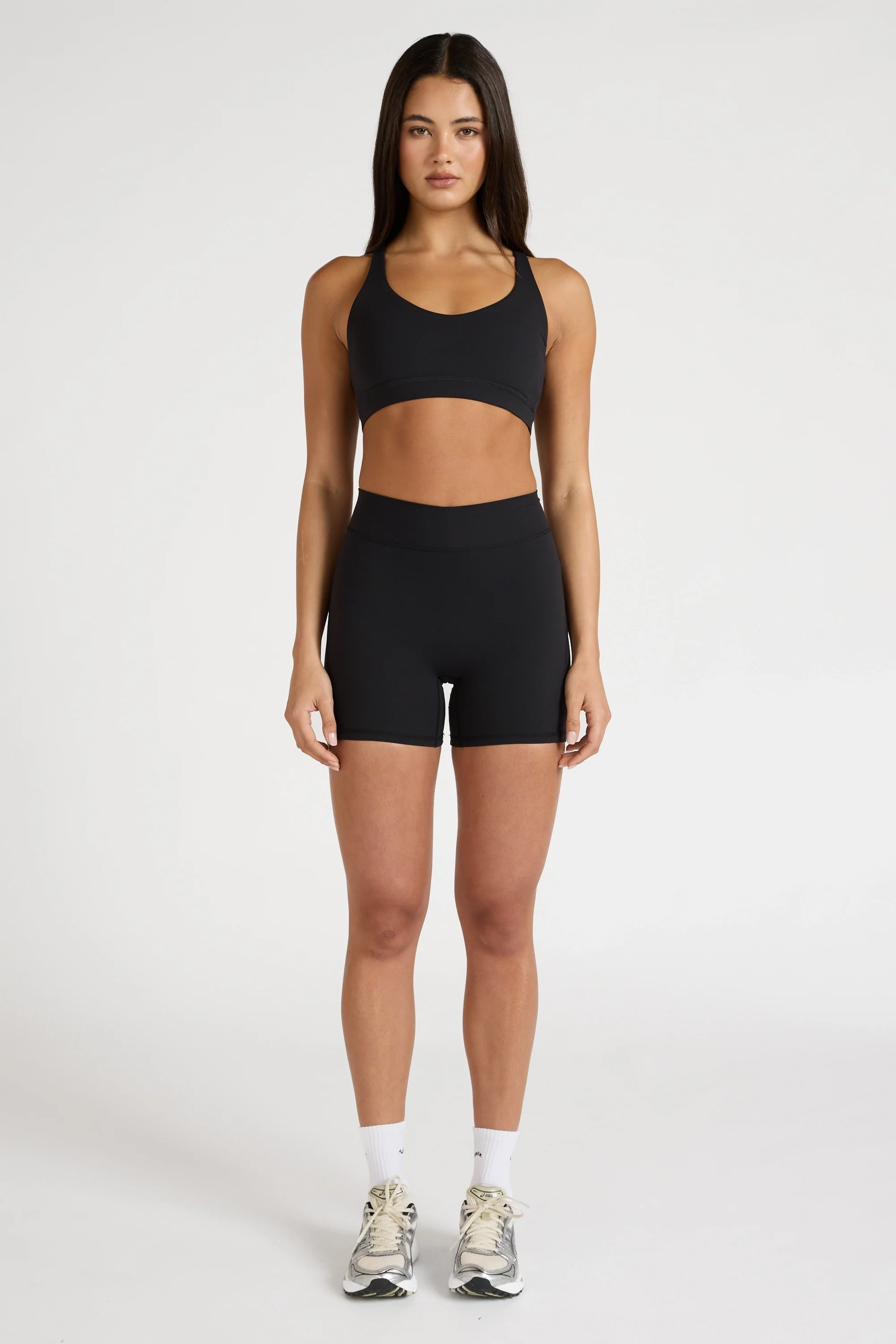 EcoSculpt Cross Back Sports Bra - Black - Image 3