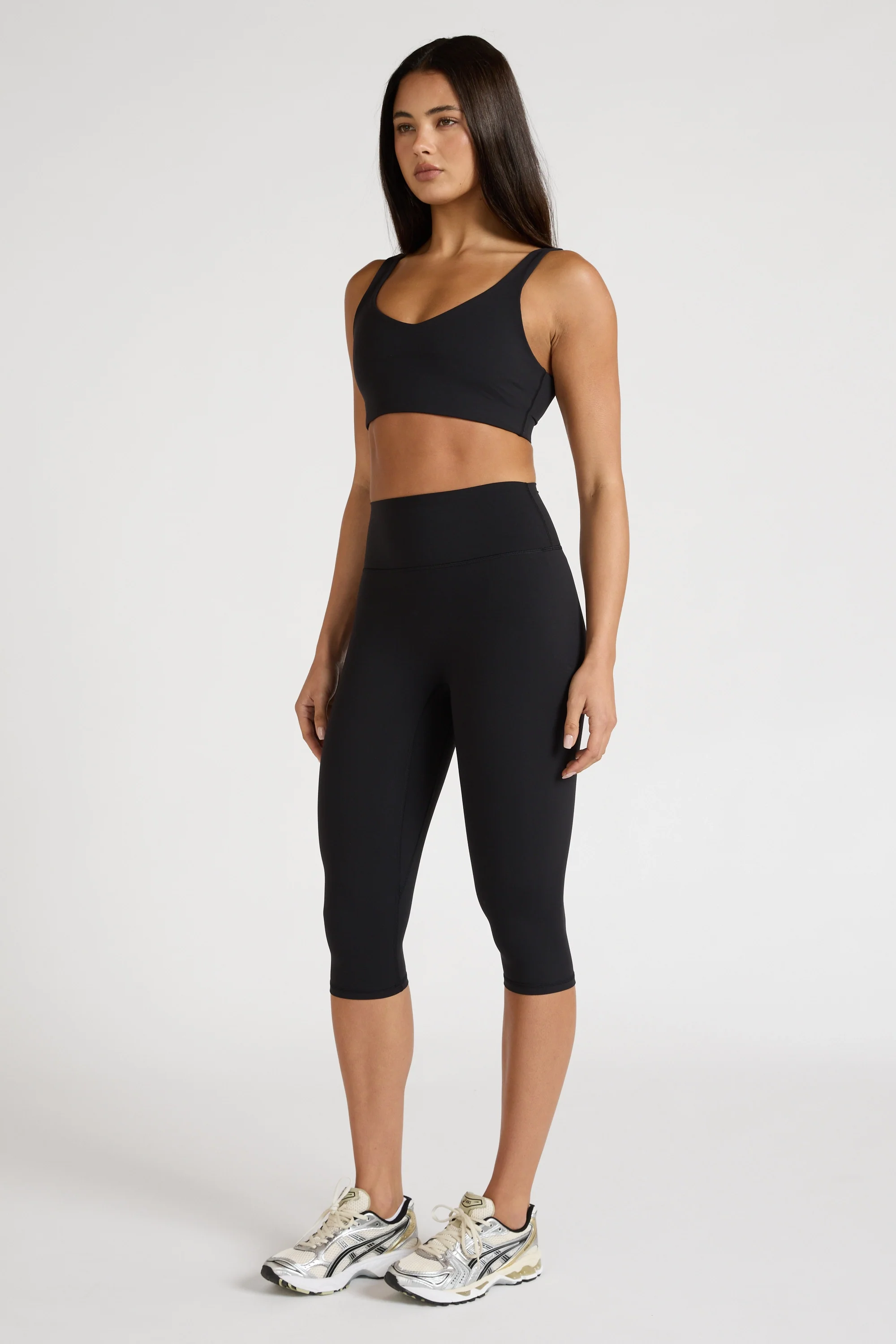 EcoSculpt Open Back Sports Bra - Black - Image 5