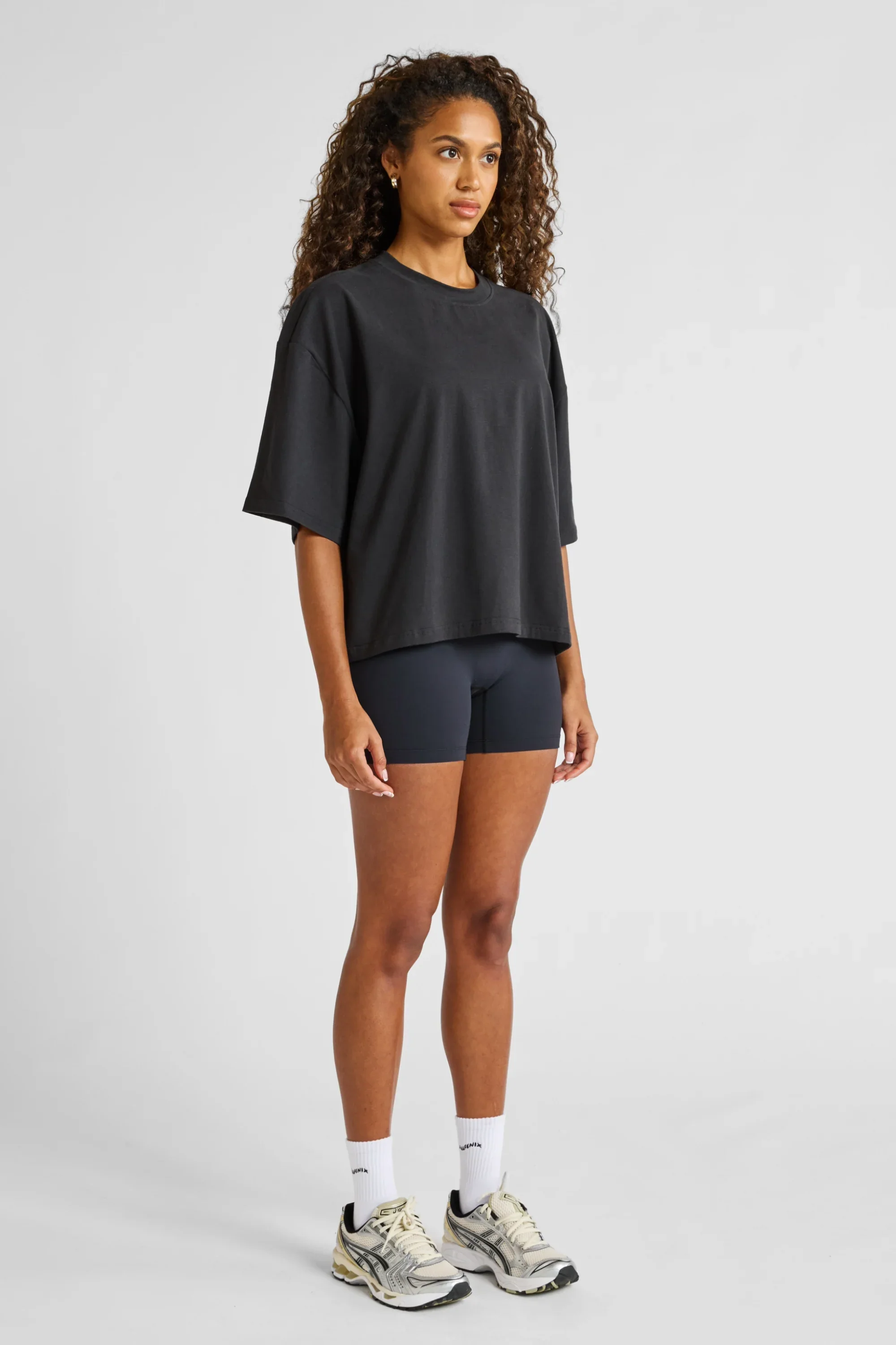 Oversized Cropped Tee - Black - Image 4