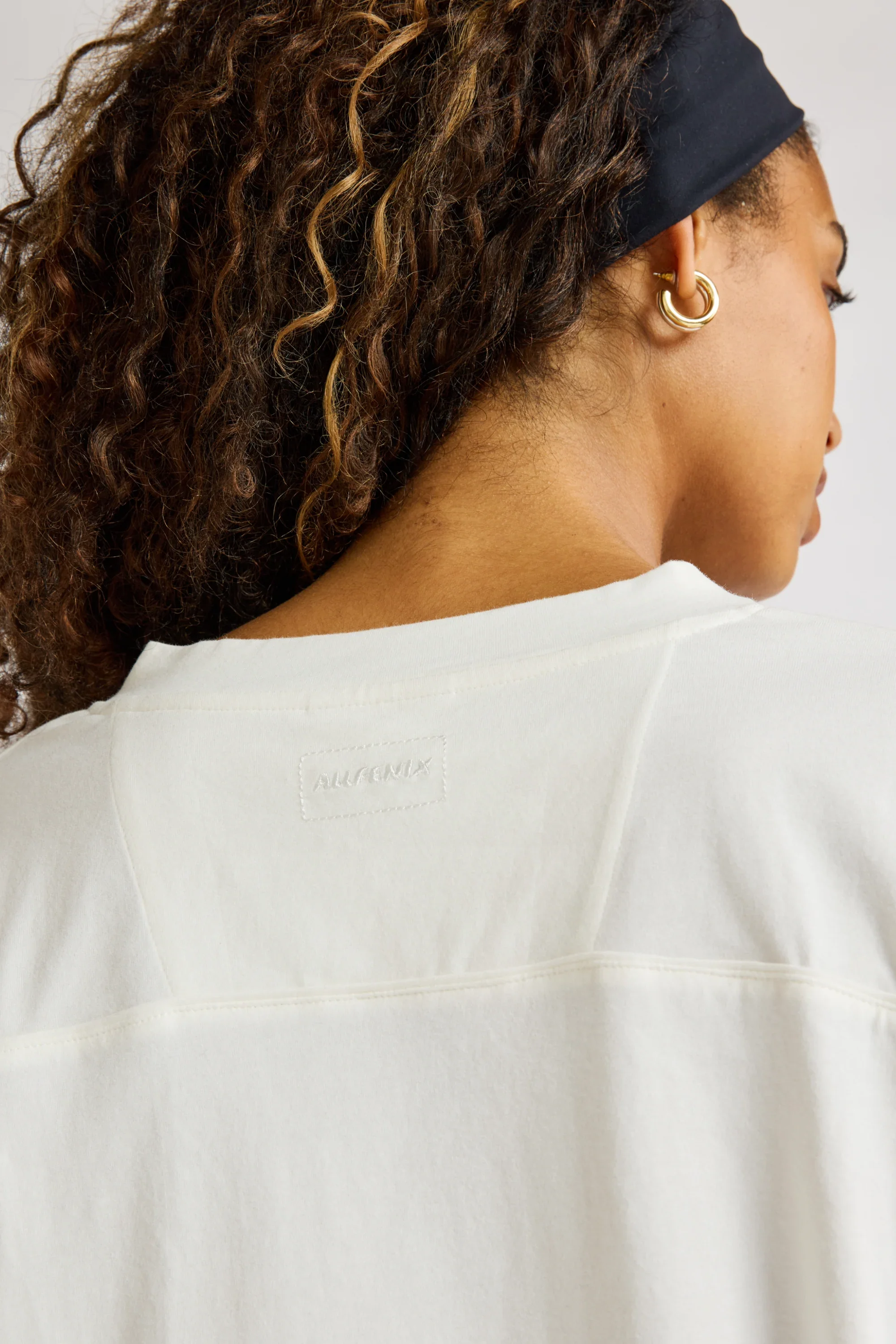 Oversized V-Neck Long Sleeve - Chalk - Image 8