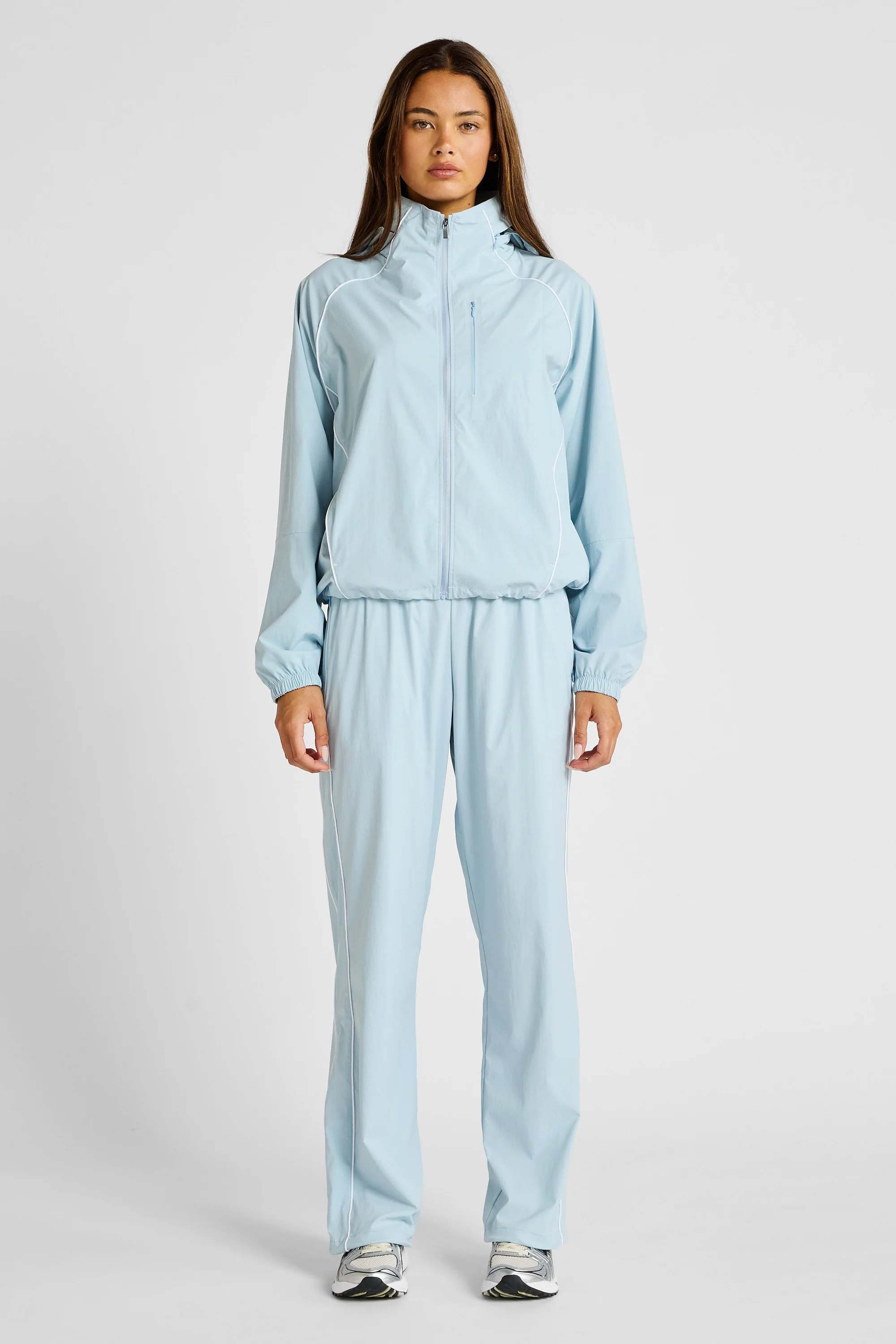 Spray Contrast Piping Windbreaker - Sky Blue and White - Image 3
